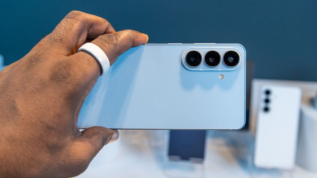 Android Central Digest: February ,