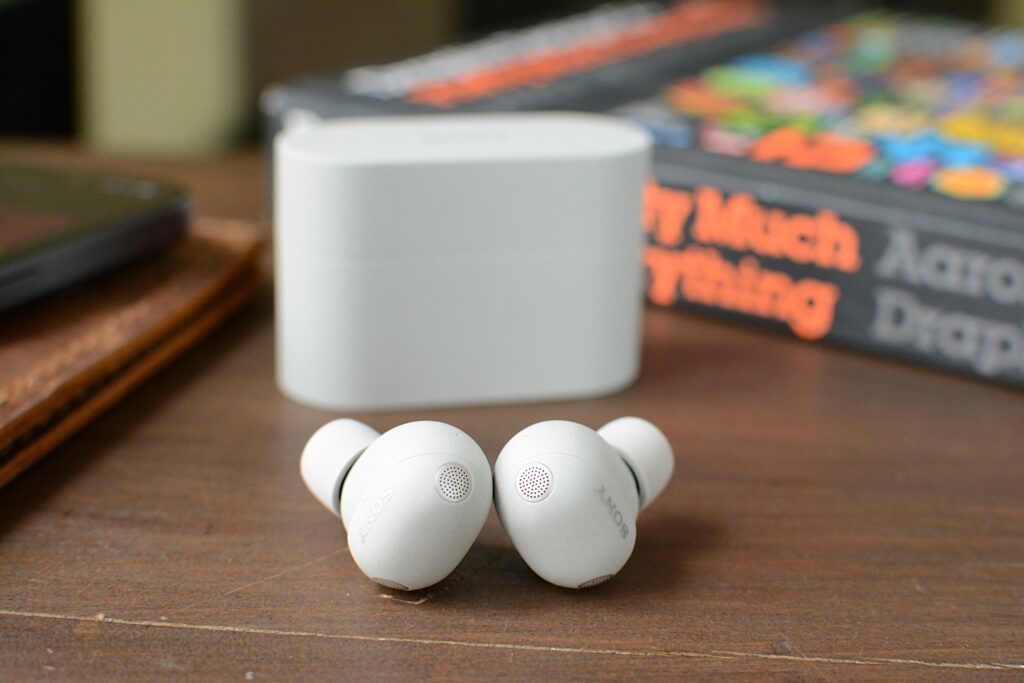 Engadget Digest: February ,