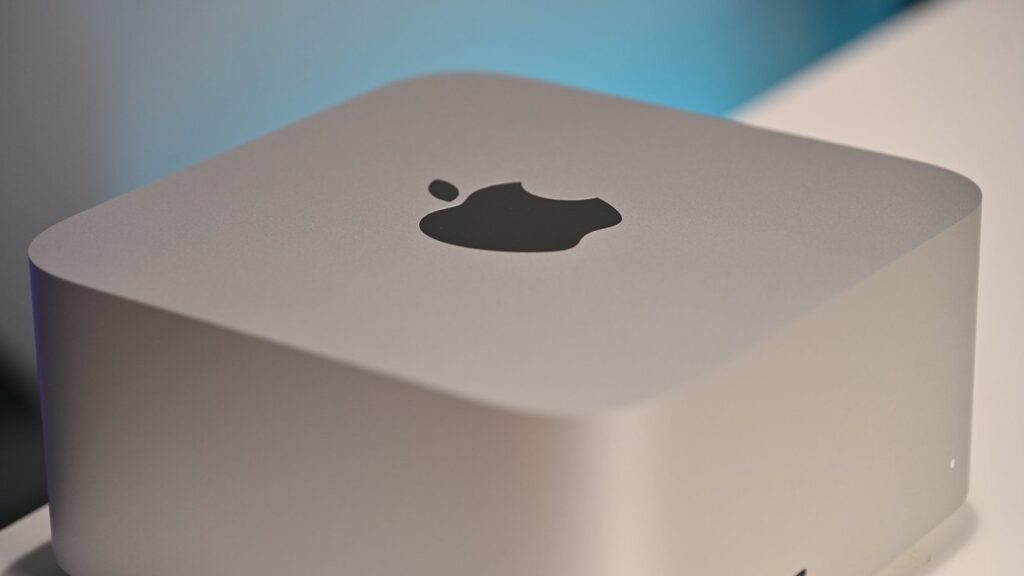 Apple Insider Digest: April ,