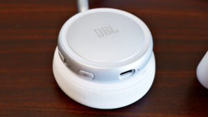 Engadget Digest: April ,